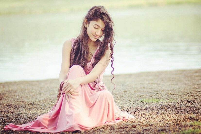 • ফেয়ারনেস ক্রিমের বিজ্ঞাপন ফিরিয়ে দিলেন জনপ্রিয় দক্ষিণী অভিনেত্রী সাই পল্লবী ৷ ছবি: ইনস্টাগ্রাম ৷