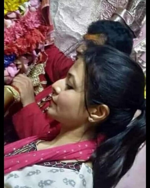 ♦ সামনেই মুক্তি পেতে চলেছে তাঁর ছবি ‘শেষ থেকে শুরু’৷ সেই ছবির জন্য আশীর্বাদ পেতে নাকি অন্য নতুন কোনও খবর রয়েছে সেটা যদিও অজানা ৷ ছবি: ইনস্টাগ্রাম ৷