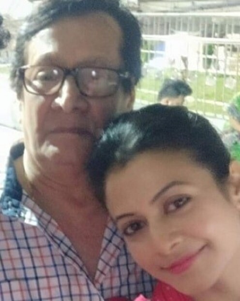 ♦ রঞ্জিত মল্লিক এবং কোয়েল মল্লিকের সঙ্গে ছিলেন কোয়েলের মা দীপা মল্লিক ৷ ছবি: ইনস্টাগ্রাম ৷