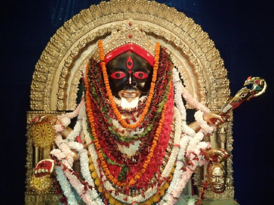 ♦ পাপের ফলে আমরা দুঃখ ভোগ করি আবার পূণ্যের ফলে আমরা আনন্দ ভোগ করি, সুখ ভোগ করি। ফলহারিণীর স্মরণ বা পুজোর ফলে আমাদের মন্দভাব দূরীভূত হয়। ♦ পাপের ফলে আমরা দুঃখ ভোগ করি আবার পূণ্যের ফলে আমরা আনন্দ ভোগ করি, সুখ ভোগ করি। ফলহারিণীর স্মরণ বা পুজোর ফলে আমাদের মন্দভাব দূরীভূত হয়।