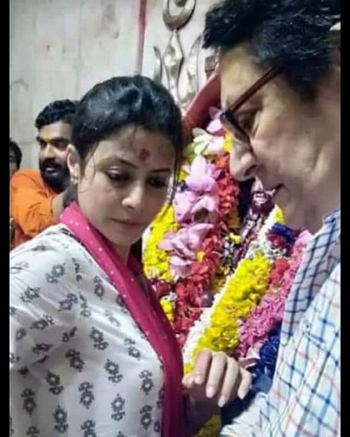 ♦ মা তারার পুজো দেওয়ার ছবি ছড়িয়ে গিয়েছে ইন্টারনেটে ৷ ছবি: ইনস্টাগ্রাম ৷