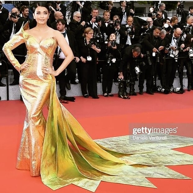 • নায়িকার স্টাইলিংয়ের দায়িত্বে ছিলেন আস্থা শর্মা ৷ ছবি: ইনস্টাগ্রাম ৷