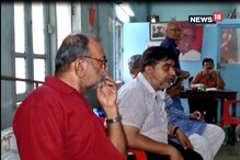 ভোটের পর সাময়িক বিরতি, তবে ব্যস্ততা কমেনি, জানালেন বামপ্রার্থী বিকাশ রঞ্জন ভট্টা ভোটের পর সাময়িক বিরতি, তবে ব্যস্ততা কমেনি, জানালেন বামপ্রার্থী বিকাশ রঞ্জন ভট্টা