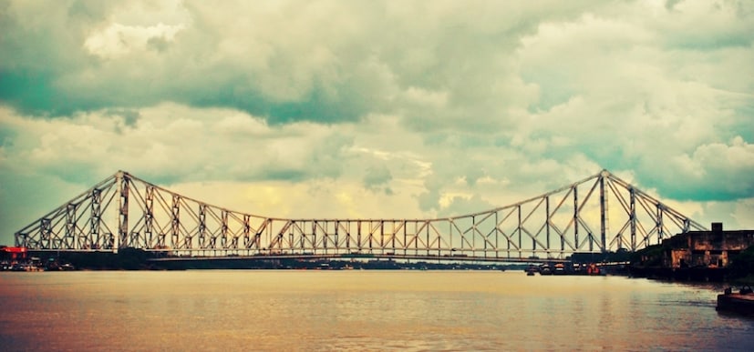 • তবে দক্ষিণবঙ্গ গরমে নাজেহাল হলেও স্বস্তি উত্তরে ৷