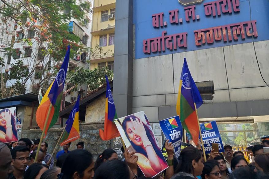 পায়েলের মৃত্যুর পরদিন থেকেই ফাইট ফর জাস্টিস ফর আওয়ার ইয়াঙ্গার সিসটার নাম দিয়ে প্রতিবাদ শুরু হয়ে গিয়েছে৷ (Image: Special Arrangement) পায়েলের মৃত্যুর পরদিন থেকেই ফাইট ফর জাস্টিস ফর আওয়ার ইয়াঙ্গার সিসটার নাম দিয়ে প্রতিবাদ শুরু হয়ে গিয়েছে৷ (Image: Special Arrangement)