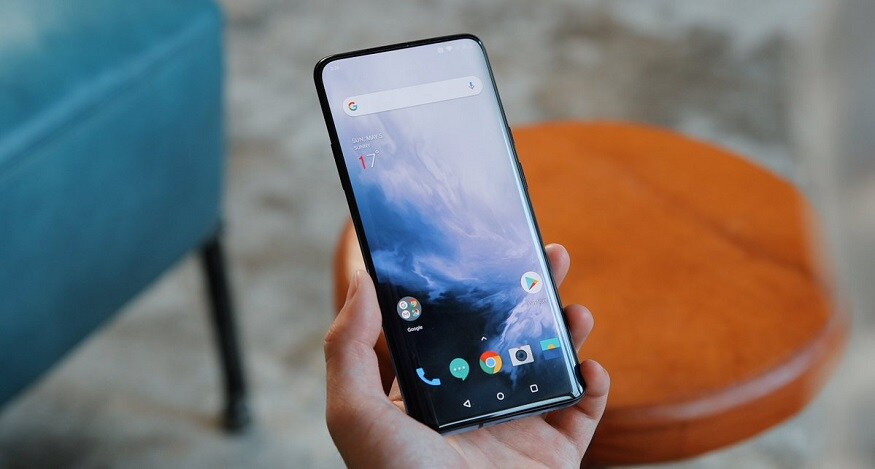 Android 10-এ অনেক প্রাইভেসি সেটিংস চেঞ্জ হয়েছে, সঙ্গে ডার্ক মোডও দেওয়া হয়েছে। এই আপডেটের সঙ্গে সঙ্গে গ্রাহকরা পেয়ে যাবে Android 10 অপারেটিং সিস্টেমের আপডেট। Android 10-এ অনেক প্রাইভেসি সেটিংস চেঞ্জ হয়েছে, সঙ্গে ডার্ক মোডও দেওয়া হয়েছে। এই আপডেটের সঙ্গে সঙ্গে গ্রাহকরা পেয়ে যাবে Android 10 অপারেটিং সিস্টেমের আপডেট।