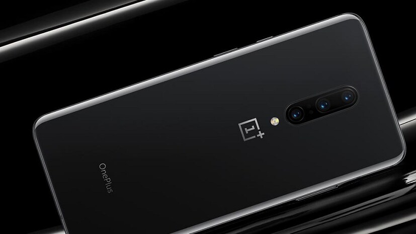 এই প্রথম কোনো OnePlus ফোনে থাকছে ট্রিপল রিয়ার ক্যামেরা। এর মধ্যে রয়েছে 48 মেগাপিক্সেল Sony IMX586  প্রাইমারি সেন্সার। সাথে থাকছে অপ্টিকাল ও ইলেকট্রনিক ইমেজ স্টেবিলাইজেশান। 
