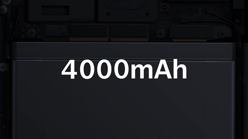 OnePlus 7 Pro তে থাকছে 4,000 mAh ব্যাটারি। সাথে থাকছে 30W ফাস্ট চার্জিং সাপোর্ট। 20 মিনিটে 45 শতাংশ চার্জ হবে OnePlus 7 Pro। 
