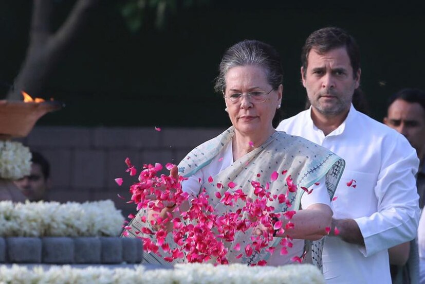 ১৯৮৪ সালে মাত্র ৪০ বছর বয়সে ভারতের প্রধানমন্ত্রী হন রাজীব গান্ধি। (Image: PTI) 