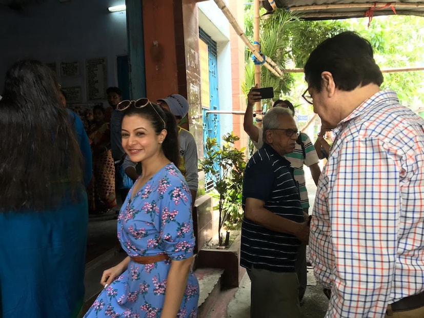 • ভোটের শেষে বললেন, গোটা দেশের শিল্প-ইন্ডাস্ট্রির উন্নতি হোক এটাই চান তিনি ৷ নিজস্ব চিত্র ৷