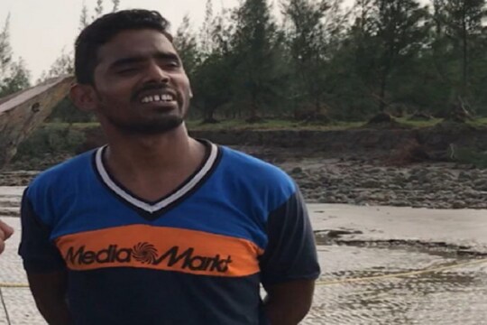আস্তিক দাস৷