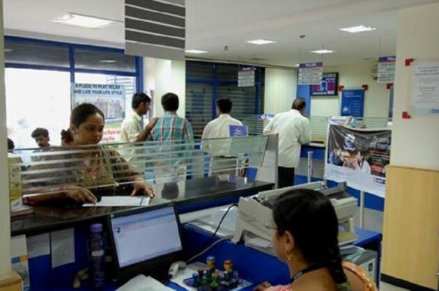 RBI-এর তরফে জানানো হয়েছে NEFT-র সময় বাড়ানোর আগে এর যাচাই করে নেওয়া অত্যন্ত জরুরি ৷ এই মুহূর্তে ব্যাঙ্কিং সময়ের মধ্যে NEFT করা যায় ৷ RBI-এর তরফে জানানো হয়েছে NEFT-র সময় বাড়ানোর আগে এর যাচাই করে নেওয়া অত্যন্ত জরুরি ৷ এই মুহূর্তে ব্যাঙ্কিং সময়ের মধ্যে NEFT করা যায় ৷