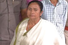 ‘এ রকম অত্যাচার আগে দেখিনি’, কেন্দ্রীয় বাহিনীর ভূমিকায় ক্ষুব্ধ মমতা ‘এ রকম অত্যাচার আগে দেখিনি’, কেন্দ্রীয় বাহিনীর ভূমিকায় ক্ষুব্ধ মমতা
