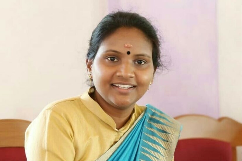 কংগ্রেস প্রার্থী হিসাবে নির্বাচিত রম্ভা হরিদাস কেরলের অলাথুর আসন থেকে জয়ী হয়েছেন ৷ তাঁর বয়স ৩২ বছর ৷