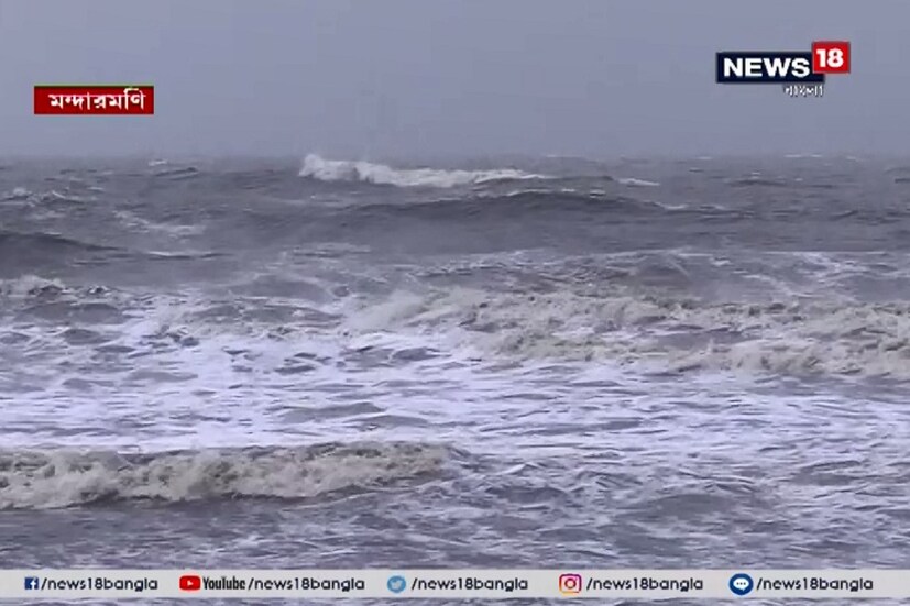 ফণী মোকাবিলায় তৈরি রাজ্য প্রশাসন। প্রাণহানি ও ক্ষয়ক্ষতি রুখতে নেওয়া হয়েছে নানা ব্যবস্থা। রাজ্যের নড়বড়ে সেতুগুলিতে আজ সকাল থেকেই বন্ধ যান চলাচল। নিয়ন্ত্রণ করা হচ্ছে ফেরি সার্ভিসও। প্রয়োজনে বিভিন্ন রুটে ফেরি সার্ভিস বন্ধও রাখা হচ্ছে। কুইক রেসপন্স টিমকে যেকোনও পরিস্থিতির জন্য তৈরি থাকতে বলা হয়েছে। 