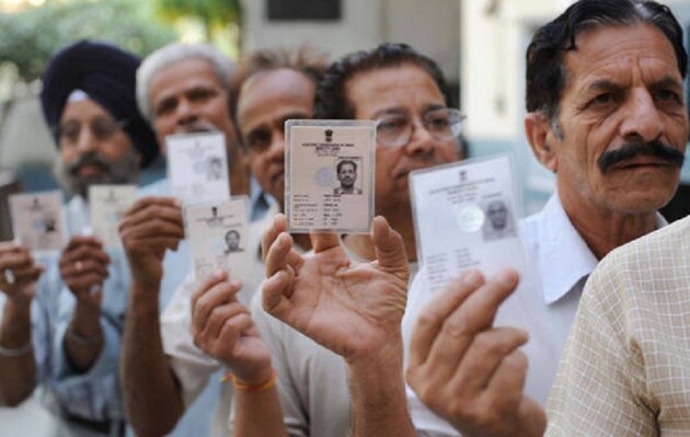 প্রথমে nvsp.in পোর্টালে যেতে হবে ৷‘Search Your Name in Electoral Roll’ অপশনে ক্লিক করতে হবে ৷এখানে আপনার সম্বন্ধে তথ্য দিয়ে সার্চ করতে হবে ৷এরপর পেজের নীচে আপনার নাম দেখা যাবে ৷ এতে আপনি ‘View Details’ এ গিয়ে ক্লিক করলেই লোকসভা নির্বাচন ২০১৯-র ভোটার স্লিপ চলে আসবে ৷এরপর ‘Print Voter Information’ ক্লিক করলেই ভোটার স্লিপ পেয়ে যাবেন ৷ প্রথমে nvsp.in পোর্টালে যেতে হবে ৷‘Search Your Name in Electoral Roll’ অপশনে ক্লিক করতে হবে ৷এখানে আপনার সম্বন্ধে তথ্য দিয়ে সার্চ করতে হবে ৷এরপর পেজের নীচে আপনার নাম দেখা যাবে ৷ এতে আপনি ‘View Details’ এ গিয়ে ক্লিক করলেই লোকসভা নির্বাচন ২০১৯-র ভোটার স্লিপ চলে আসবে ৷এরপর ‘Print Voter Information’ ক্লিক করলেই ভোটার স্লিপ পেয়ে যাবেন ৷
