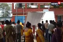 হাসপাতালের রাস্তা আটকে চলছে শুটিং ! কাঠগড়ায় ফিল্ম ইউনিট হাসপাতালের রাস্তা আটকে চলছে শুটিং ! কাঠগড়ায় ফিল্ম ইউনিট