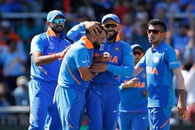 স্লো ম্যাঞ্চেস্টারে বলে গতি ঝরালেন শামি, স্ট্রাইক রোটেট করে ম্যাচের সেরা কোহলিই স্লো ম্যাঞ্চেস্টারে বলে গতি ঝরালেন শামি, স্ট্রাইক রোটেট করে ম্যাচের সেরা কোহলিই