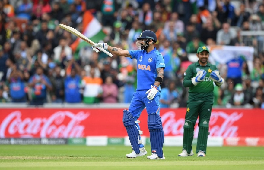 বিরাট কোহলি এদিন 65 বলে ক্ষক্ষ রান করেন , আর ১১ হাজার রান করলেন দ্রুততম আন্তর্জাতিক ক্রিকেটে ৷ Photo Courtesy- Twitter বিরাট কোহলি এদিন 65 বলে ক্ষক্ষ রান করেন , আর ১১ হাজার রান করলেন দ্রুততম আন্তর্জাতিক ক্রিকেটে ৷ Photo Courtesy- Twitter
