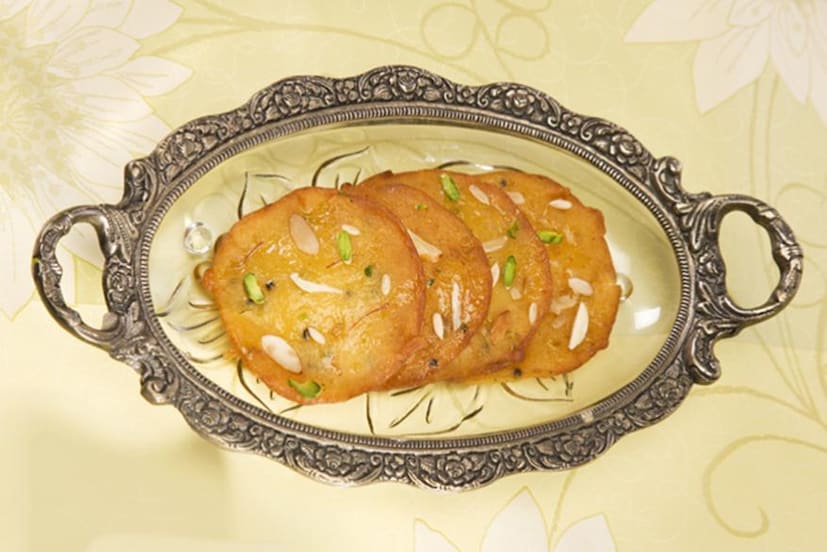 সুফি মালপোয়া - গরম মালপোয়া আর ঠান্ডা রাবড়ি 