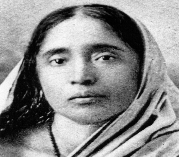 মা সারদা ঘরে ঘরে প্রতিটি মায়ের এক চিরন্তন ছবি ৷ তিনি সবার মা, তিনি আনন্দময়ী মা ৷