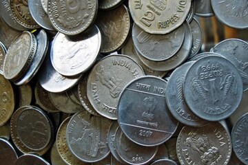 ৫০ পয়সা থেকে ১০ টাকার কয়েন নিয়ে RBI-র নির্দেশ