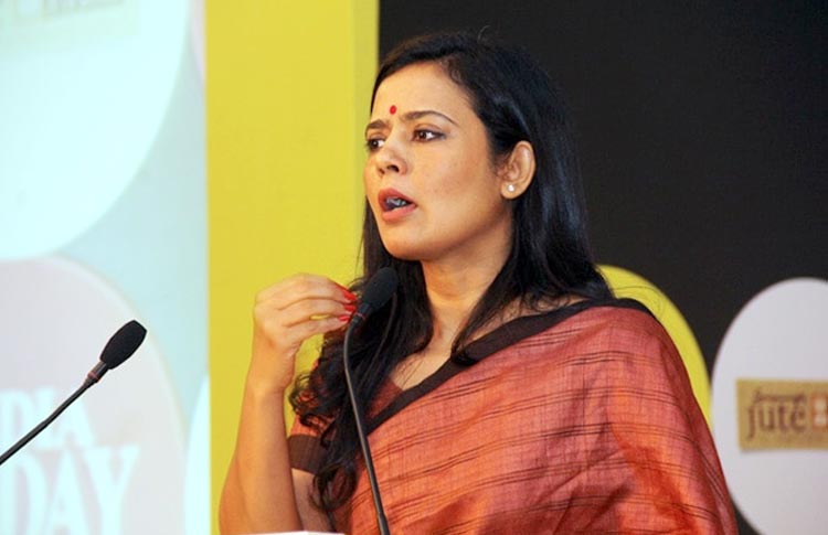 কেন্দ্রের শাসক দলকে নিশানা করে কৃষ্ণনগরের তৃণমূল সাংসদ এদিন বলেন, সাংসদরাই শিক্ষার প্রমাণপত্র দেখাতে ব্যর্থ সেখানে কী করে সাধারণ মানুষের থেকে নাগরিকত্বের প্রমাণ চাওয়া হচ্ছে ৷ কেন্দ্রের শাসক দলকে নিশানা করে কৃষ্ণনগরের তৃণমূল সাংসদ এদিন বলেন, সাংসদরাই শিক্ষার প্রমাণপত্র দেখাতে ব্যর্থ সেখানে কী করে সাধারণ মানুষের থেকে নাগরিকত্বের প্রমাণ চাওয়া হচ্ছে ৷