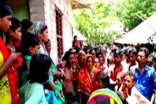 কাটমানি নিলে ফেরত দিন, সিউড়িতে তৃণমূল নেতার বাড়ি ঘেরাও