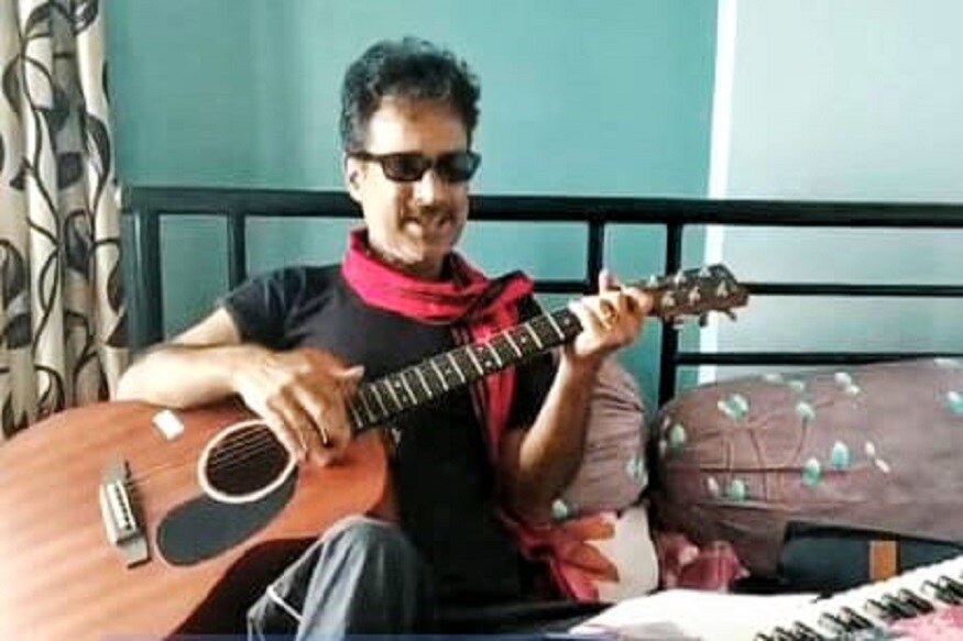 এই পরিস্থিতিতে নচিকেতার এই গান নিয়ে রাজনৈতিক মহল মনে করছে কাটমানি খাওয়ার বিরুদ্ধে সরব হয়েই তাঁর কলম থেকে বেরিয়ে এসেছে এই কথাগুলি ৷ ছবি সংগৃহীত ৷ এই পরিস্থিতিতে নচিকেতার এই গান নিয়ে রাজনৈতিক মহল মনে করছে কাটমানি খাওয়ার বিরুদ্ধে সরব হয়েই তাঁর কলম থেকে বেরিয়ে এসেছে এই কথাগুলি ৷ ছবি সংগৃহীত ৷
