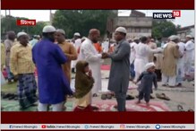 টিটাগড়ের মানুষ মেতে উঠলেন খুশির ইদে! দেখুন ভিডিও টিটাগড়ের মানুষ মেতে উঠলেন খুশির ইদে! দেখুন ভিডিও