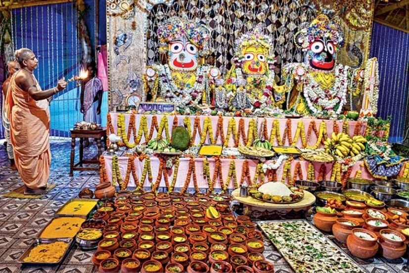 যে কোনও শুভ কাজে নারায়ণের আশীর্বাদ নিয়ে গেলে সেই কাজ সব সময়েই সব মুহূর্তেই সম্পন্ন হয় ৷