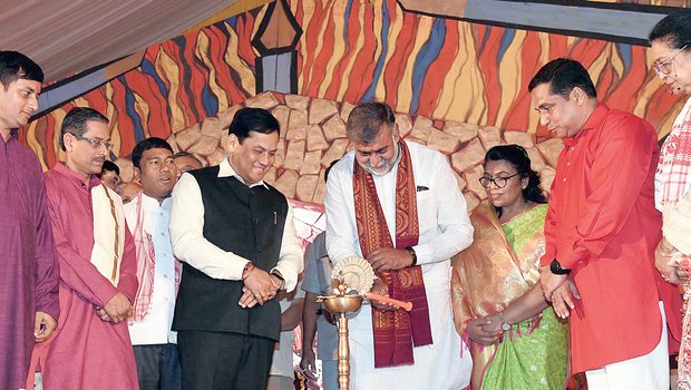অম্বুবুচী মেলার উদ্বোধনে উপস্থিত ছিলেন অসমের মুখ্যমন্ত্রী সরবানন্দ সোনোওয়াল ও অসমের অর্থমন্ত্রী হিমন্ত বিশ্ব শর্মা ৷ অম্বুবুচী মেলার উদ্বোধনে উপস্থিত ছিলেন অসমের মুখ্যমন্ত্রী সরবানন্দ সোনোওয়াল ও অসমের অর্থমন্ত্রী হিমন্ত বিশ্ব শর্মা ৷