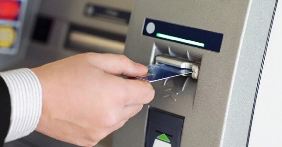 শুধুমাত্র OTC (One Time Combination) lock-এর মাধ্যমে সমস্ত ATM কাজ করবে।Representative imagePhoto Source: Collected শুধুমাত্র OTC (One Time Combination) lock-এর মাধ্যমে সমস্ত ATM কাজ করবে।Representative imagePhoto Source: Collected