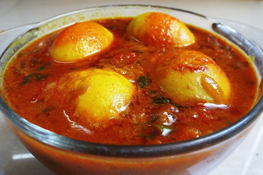 ডিমের ঝোল অমলেট কোনওটাই গরম করে খাওয়া ভাল নয়। কারণ ডিম দ্বিতীয় বার গরম করলে তার প্রোটিন নষ্ট হয়ে যায় এবং ডিমের মধ্যেই নানা ক্ষতিকারক ব্যাকটিরিয়া জন্মায়। যা পেটের পক্ষে ক্ষতিকারক।photo source collected ডিমের ঝোল অমলেট কোনওটাই গরম করে খাওয়া ভাল নয়। কারণ ডিম দ্বিতীয় বার গরম করলে তার প্রোটিন নষ্ট হয়ে যায় এবং ডিমের মধ্যেই নানা ক্ষতিকারক ব্যাকটিরিয়া জন্মায়। যা পেটের পক্ষে ক্ষতিকারক।photo source collected