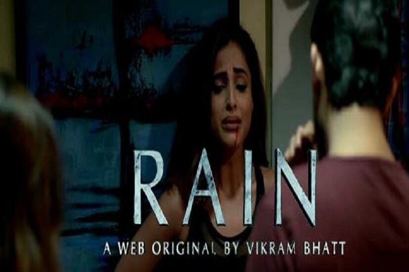 বিক্রম ভাটের পরিচালিত এটাও হরর সিরিজ রেন ৷ একটি মহিলা একটি ঘরে আটকে পরে চারটি ছেলের সঙ্গে ৷ যার মধ্যে কেউ তাঁকে মারতে চায় ৷এবার কী করবে মেয়েটি তাই নিয়েই রুদ্ধশ্বাস গল্প ৷ Photo - Youtube