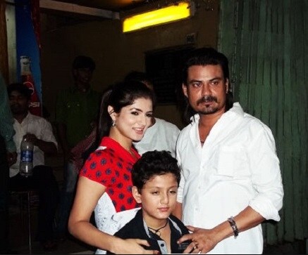• এই নিয়ে তৃতীয় বিয়ে ৷ পরিচালক রাজীবের সঙ্গে প্রথম বিয়ে ভেঙে যাওয়ার পর গত বছর মুম্বইয়ের সুপার মডেল কৃষ্ণ ভিরাজের সঙ্গে সাত পাকে বাঁধা পড়েছিলেন শ্রাবন্তী ৷ ছবি: ইনস্টাগ্রাম ৷ • এই নিয়ে তৃতীয় বিয়ে ৷ পরিচালক রাজীবের সঙ্গে প্রথম বিয়ে ভেঙে যাওয়ার পর গত বছর মুম্বইয়ের সুপার মডেল কৃষ্ণ ভিরাজের সঙ্গে সাত পাকে বাঁধা পড়েছিলেন শ্রাবন্তী ৷ ছবি: ইনস্টাগ্রাম ৷