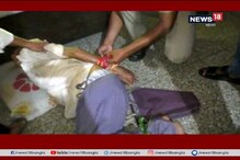 বাবাকে হাত-পা বেঁধে ৫ দিন গৃহবন্দী করে রাখার অভিযোগ দুই ছেলের বিরুদ্ধে বাবাকে হাত-পা বেঁধে ৫ দিন গৃহবন্দী করে রাখার অভিযোগ দুই ছেলের বিরুদ্ধে