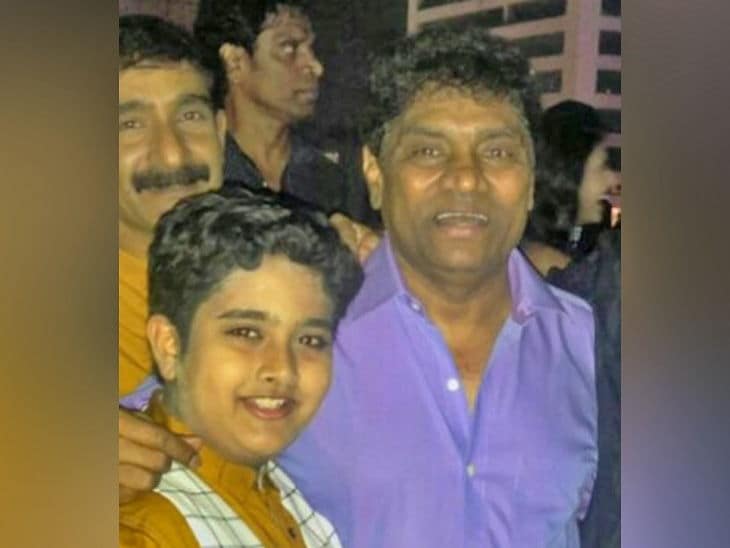 রায়পুর থেকে তারা বিলাসপুরের দিকে যাচ্ছিল ৷ একটি ট্রাকের সঙ্গে ধাক্কা লাগে শিবলেখদের গাড়ির ৷ ট্রাক ড্রাইভার পলাতক ৷ তার খোঁজ চলছে ৷ রায়পুর থেকে তারা বিলাসপুরের দিকে যাচ্ছিল ৷ একটি ট্রাকের সঙ্গে ধাক্কা লাগে শিবলেখদের গাড়ির ৷ ট্রাক ড্রাইভার পলাতক ৷ তার খোঁজ চলছে ৷