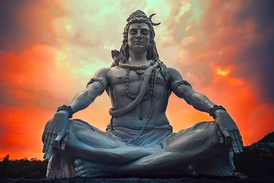 ♦ পবিত্র শ্রাবণ মাস পালন করেন হিন্দু ধর্মাবলম্বী অনেকেই। মহাদেবের প্রতি ভক্তি ও নিষ্ঠার প্রদর্শন-স্বরূপ শ্রাবণ মাস পালন করা হয়। এই মাসের প্রত্যেক সোমবার শিবরাত্রি হিসেবে দেখা হয় এবং শ্রাবণ মাসের প্রতি সোমবার উপবাস পালন করেন ধর্মপ্রাণ অনেক মানুষ। ♦ পবিত্র শ্রাবণ মাস পালন করেন হিন্দু ধর্মাবলম্বী অনেকেই। মহাদেবের প্রতি ভক্তি ও নিষ্ঠার প্রদর্শন-স্বরূপ শ্রাবণ মাস পালন করা হয়। এই মাসের প্রত্যেক সোমবার শিবরাত্রি হিসেবে দেখা হয় এবং শ্রাবণ মাসের প্রতি সোমবার উপবাস পালন করেন ধর্মপ্রাণ অনেক মানুষ।