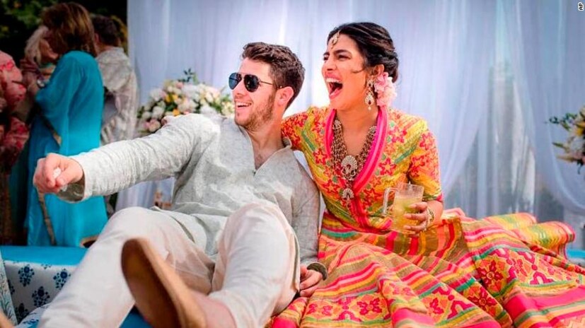  মোটা মেয়েকে বিয়ে করলে ইমোশনাল দিক থেকে স্ট্রং থাকা যায় ৷ 