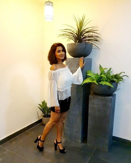 ♦ ২০০৭ সালে প্রবাল বসুর সঙ্গে সাত পাকে বাঁধা পড়েন রচনা ৷ তাঁদের এক পুত্রসন্তানও রয়েছে ৷
