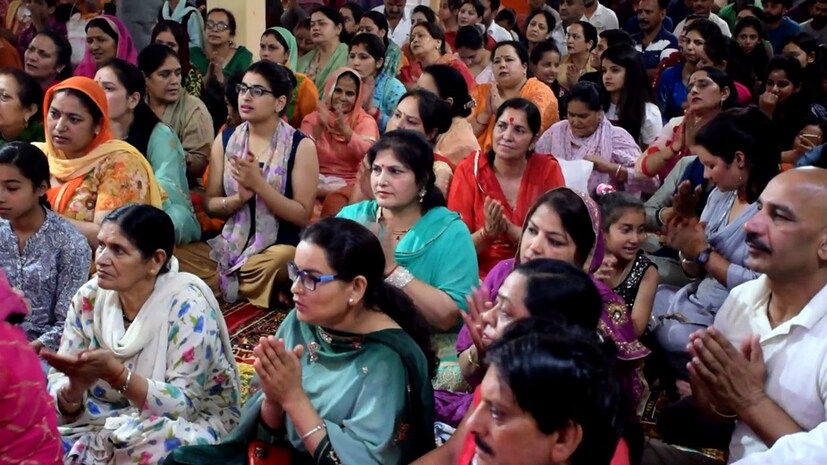 এছাড়াও হিমাচল প্রদেশের বিভিন্ন জেলায় শিব মন্দিরে ভক্তি শ্রদ্ধার সঙ্গে শ্রাবণী ব্রত পালন করছেন ভক্তরা ৷