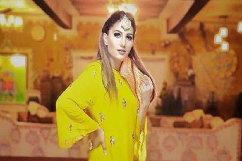 দিল্লি বিজেপির প্রধান মনোজ তিওয়ারির হয়ে প্রচার করেছেন তিনি ৷ ফাইল ছবি ৷