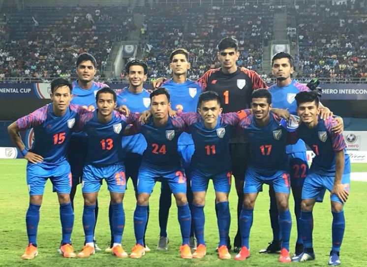 ফিফা র্যাঙ্কিংয়ে এখন ১০১ নম্বরে ভারত ৷ ৮৬তম স্থানে ওমান ৷ বিশ্বকাপের আয়োজক কাতার রয়েছে ৫৫ নম্বরে ৷ সেদিক থেকে দেখতে গেলে বাংলাদেশ ১৮৩ এবং আফগানিস্তান রয়েছে ১৪৯ নম্বরে ৷ তাই তৃতীয় রাউন্ডে ওঠার সম্ভাবনা উজ্জ্বল ভারতের ৷ ফিফা র্যাঙ্কিংয়ে এখন ১০১ নম্বরে ভারত ৷ ৮৬তম স্থানে ওমান ৷ বিশ্বকাপের আয়োজক কাতার রয়েছে ৫৫ নম্বরে ৷ সেদিক থেকে দেখতে গেলে বাংলাদেশ ১৮৩ এবং আফগানিস্তান রয়েছে ১৪৯ নম্বরে ৷ তাই তৃতীয় রাউন্ডে ওঠার সম্ভাবনা উজ্জ্বল ভারতের ৷