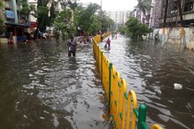 বাণিজ্যনগরীর রাস্তায় কোমর-সমান জল, প্রয়োজন ছাড়া বাইরে না বেরোনর আবেদন মুখ্যমন্ত্রীর বাণিজ্যনগরীর রাস্তায় কোমর-সমান জল, প্রয়োজন ছাড়া বাইরে না বেরোনর আবেদন মুখ্যমন্ত্রীর
