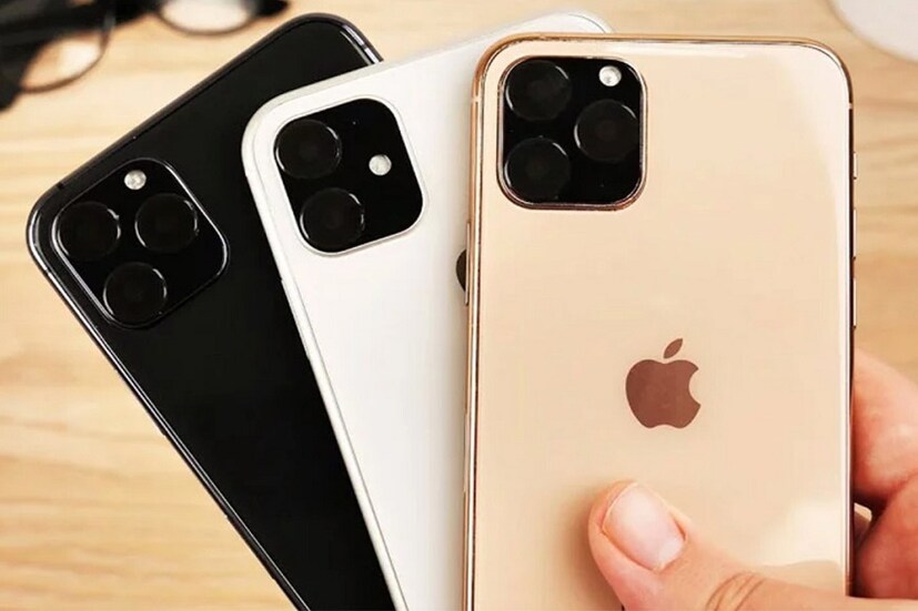 শীঘ্রই Apple নিজের পরবর্তী ফ্ল্যাগশিপ iPhone 11 লঞ্চ করতে চলেছে।  সব সময়ে iPhone লঞ্চ নিয়ে একটা ক্রেজ থাকে। সম্প্রতি Slashleaks ট্যুইটারে একটি ছবি পোস্ট করেছে, সেই ছবিতে দেখা গিয়েছে iPhone 11। 