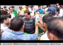 ময়ূখ ভবন মোড়ে অটো উল্টে আহত চালক সহ পাঁচ জন ময়ূখ ভবন মোড়ে অটো উল্টে আহত চালক সহ পাঁচ জন