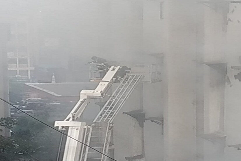 ফের মুম্বইয়ের বহুতলে বিধ্বংসী আগুন ৷ 