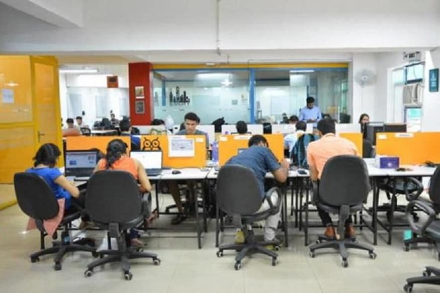এখন থেকে দাদু-ঠাকুমা ছাড়াও যাঁরা নির্ভরশীল তারাও এই সুবিধার আওতায় আসবেন ৷ একটি বিশেষ বয়সের পরে কর্মীদের বিনা পয়সায় স্বাস্থ্য পরীক্ষার সুবিধা রয়েছে ৷ ফাইল ছবি ৷ এখন থেকে দাদু-ঠাকুমা ছাড়াও যাঁরা নির্ভরশীল তারাও এই সুবিধার আওতায় আসবেন ৷ একটি বিশেষ বয়সের পরে কর্মীদের বিনা পয়সায় স্বাস্থ্য পরীক্ষার সুবিধা রয়েছে ৷ ফাইল ছবি ৷