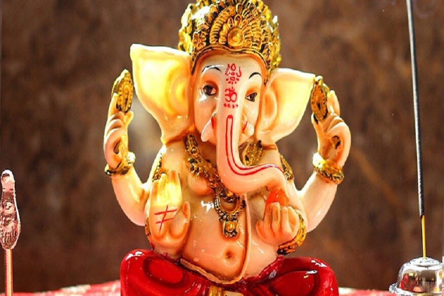 টাইমস অফ ইন্ডিয়ার এক খবরের ভিত্তিতে জানা গিয়েছে, ভ্রুণ পরীক্ষার সময়ে অসাধু ব্যক্তিরা ভগবান ভেঙ্কটেশ্বর, সাইবাবা, কনক দুর্গার ছবি ব্যবহার করতেন ৷ প্রতীকী ছবি ৷ টাইমস অফ ইন্ডিয়ার এক খবরের ভিত্তিতে জানা গিয়েছে, ভ্রুণ পরীক্ষার সময়ে অসাধু ব্যক্তিরা ভগবান ভেঙ্কটেশ্বর, সাইবাবা, কনক দুর্গার ছবি ব্যবহার করতেন ৷ প্রতীকী ছবি ৷